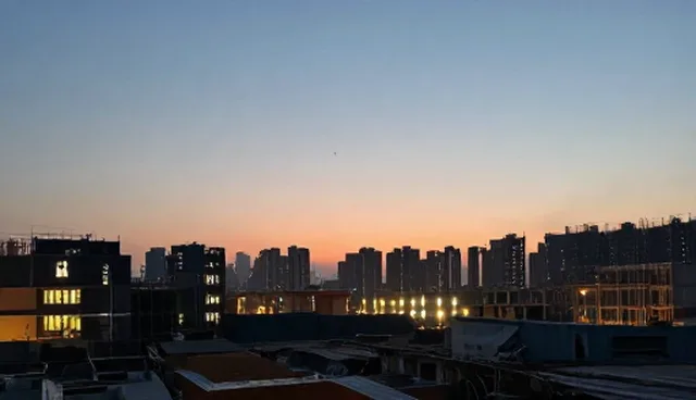 高端网站定制费用：企业黄页查询系统的建设与成本解析